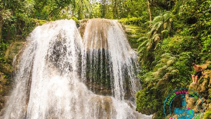 Gozalandia Waterfalls - San Sebastián, Puerto Rico